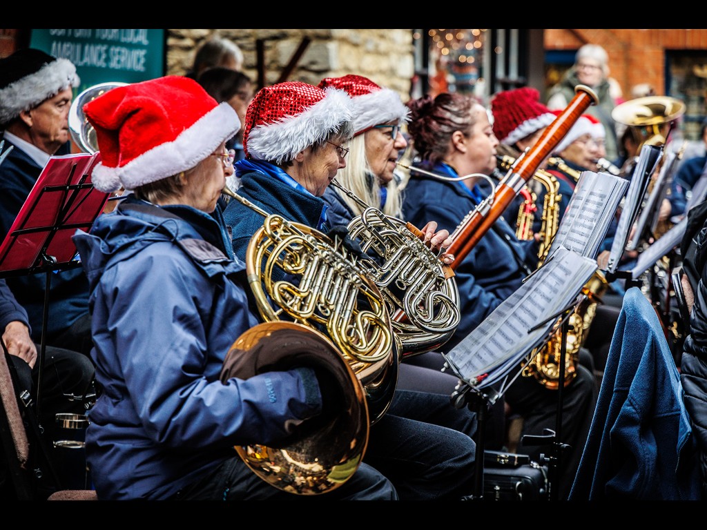 20 THE SOUND OF CHRISTMAS by ROGER GODDARD
